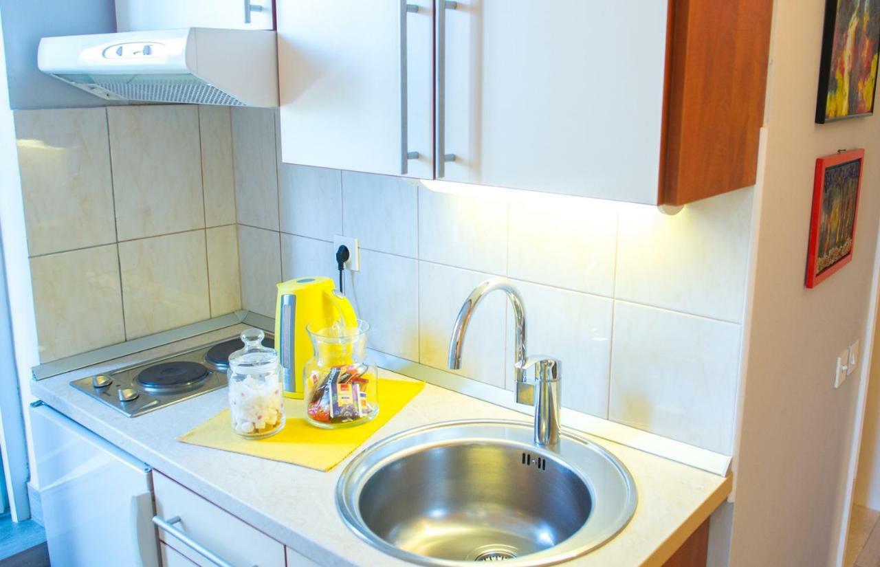 Yellow Lily Mostar Apartman Exterior photo